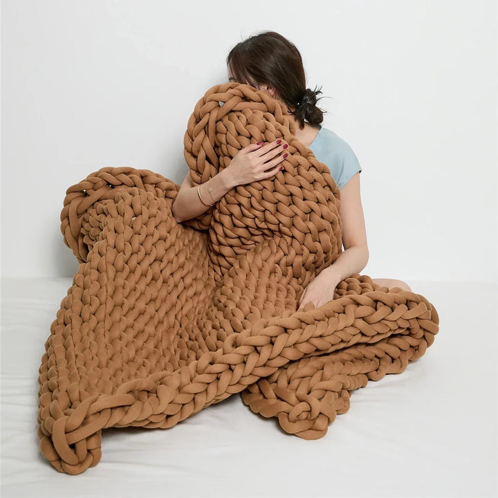 Chunky Knit Handmade Weighted Throw – Ultra-Cozy &amp; Stylish Blanket