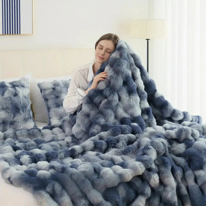 Velmesta Faux Rabbit Fur Throw Blanket