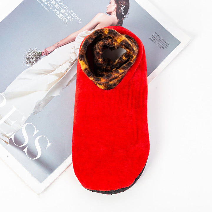 Non-Slip Thermal Socks with Silicone Grips for Indoor Wear