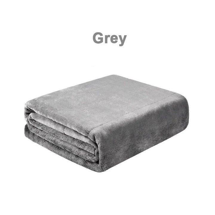 Electrically heated flannel blanket with USB charging