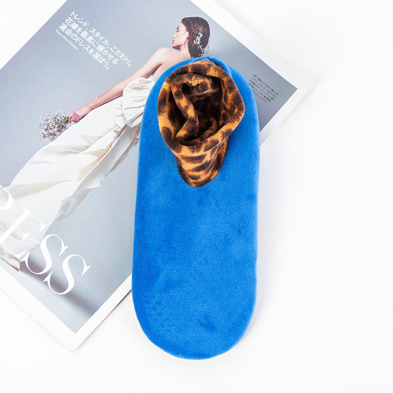 Non-Slip Thermal Socks with Silicone Grips for Indoor Wear