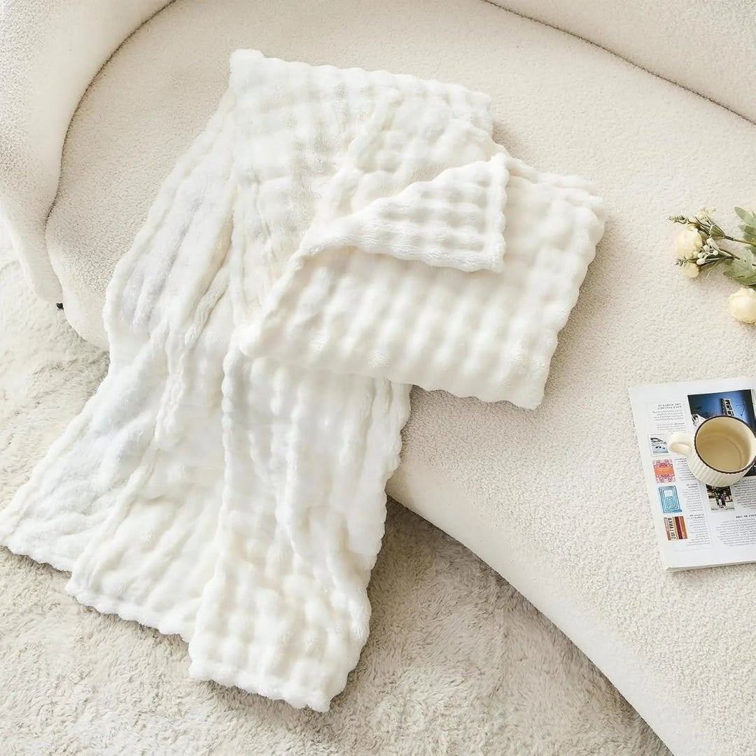 3D Bubble Plush Blanket with Cloud-Soft Raised Texture
