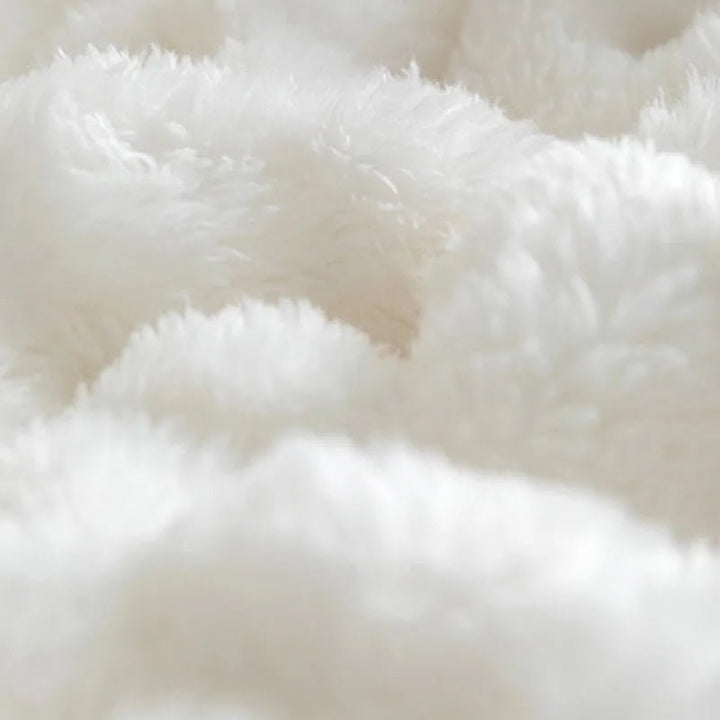 3D Bubble Plush Blanket with Cloud-Soft Raised Texture
