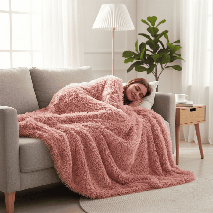 Silky Faux Fur Throw Blanket with Velvety Soft Warmth