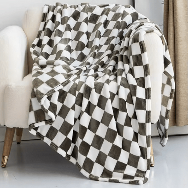 COZYCHECK – Flannel fleece blanket | Soft, warm, and suitable for year-round use