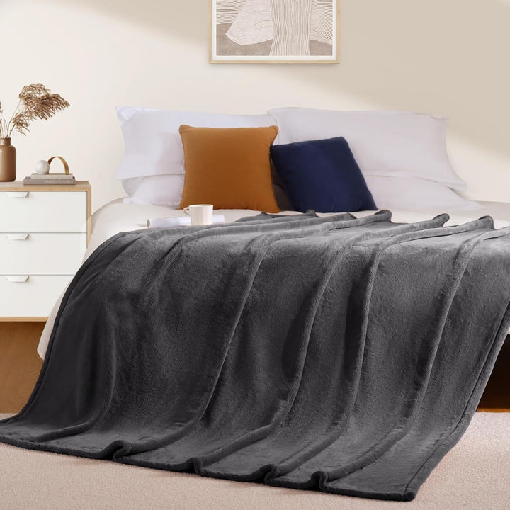 Ultra-Soft Microfiber Throw Blanket
