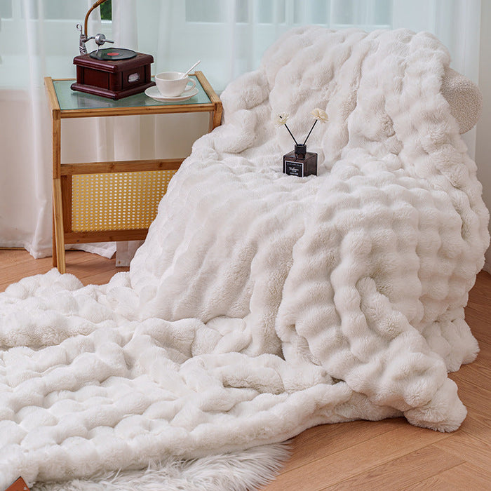 Plushridge™ Velvety Soft Luxury Blanket for Couch and Bed