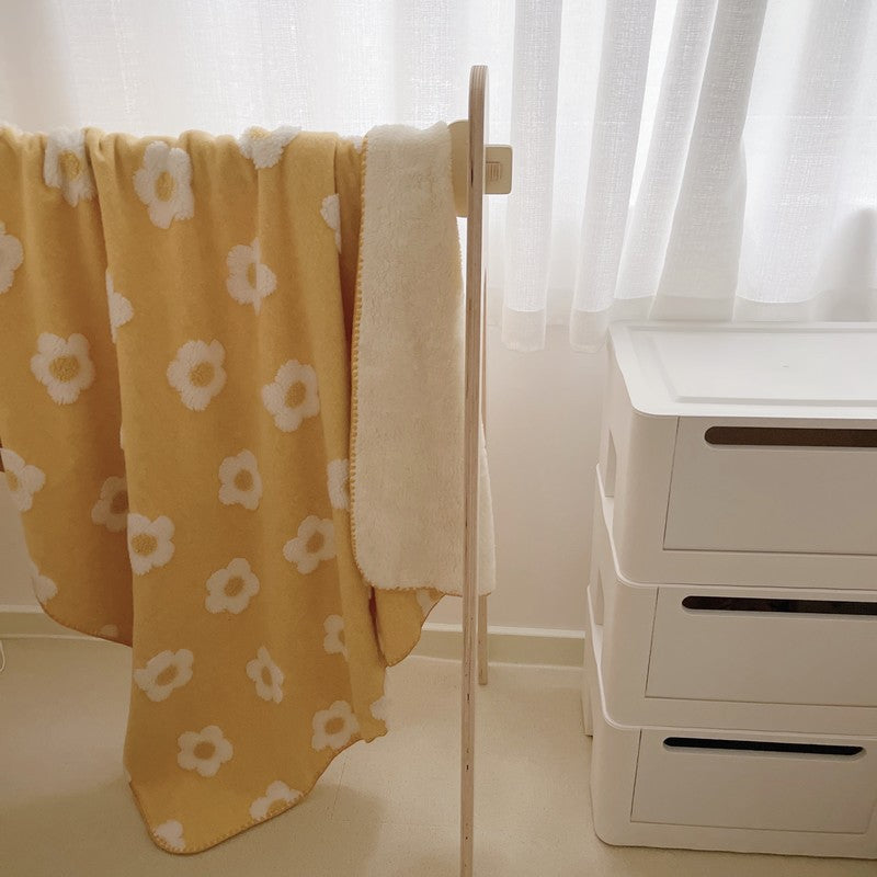 Unisex Cozy Cotton Blanket with Playful Flower Pattern
