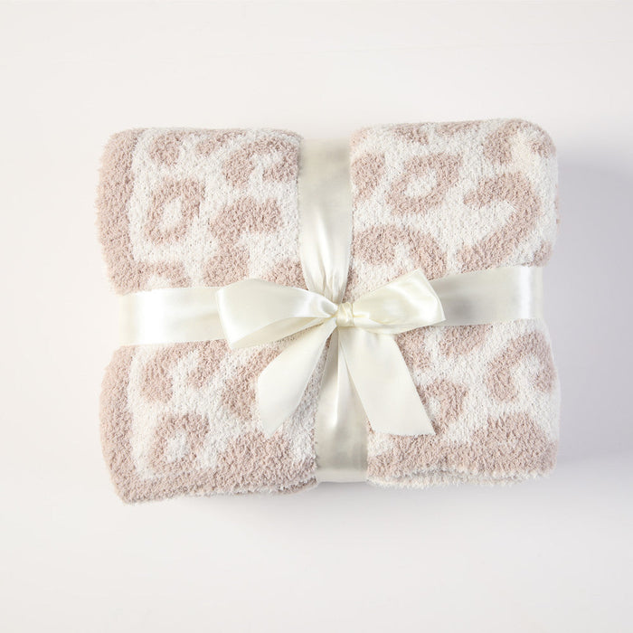 Plushridge™ Leopard Print Plush Throw Blanket, Soft Animal Print for Couch