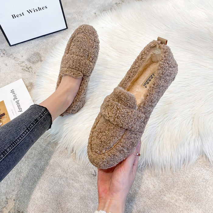 Plushridge™ Plush Fluffy Slippers with Flexible Non-Slip Rubber Sole