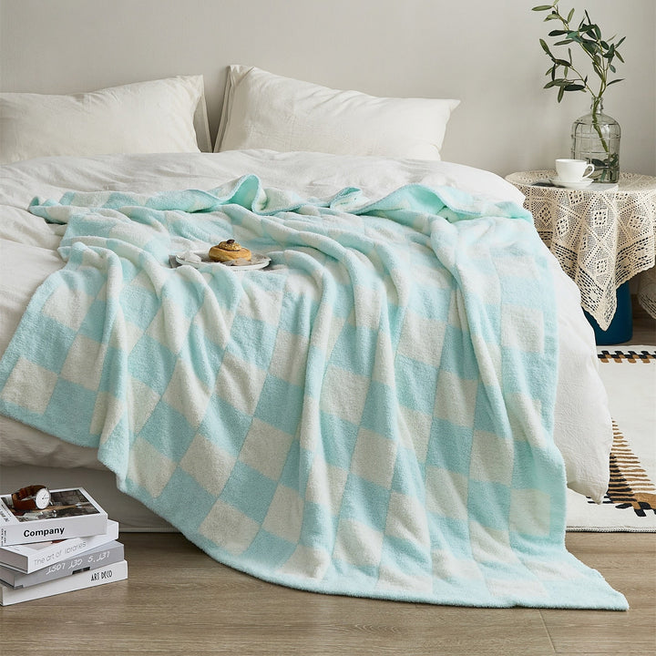 COLORFUL CHECKERBOARD THROW