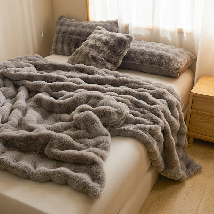 Ultra Soft Faux Fur Blanket