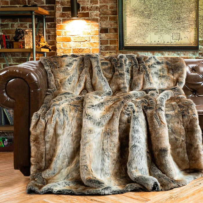 Plushridge™ Plush Faux Fur Throw Blanket for Couch and Bedroom, Extra Warm