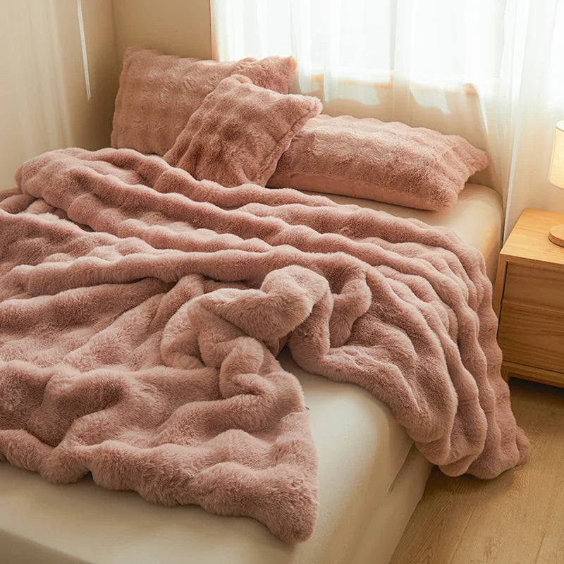 Ultra Soft Faux Fur Blanket