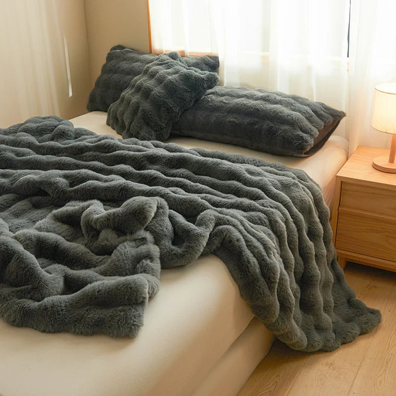 Ultra Soft Faux Fur Blanket