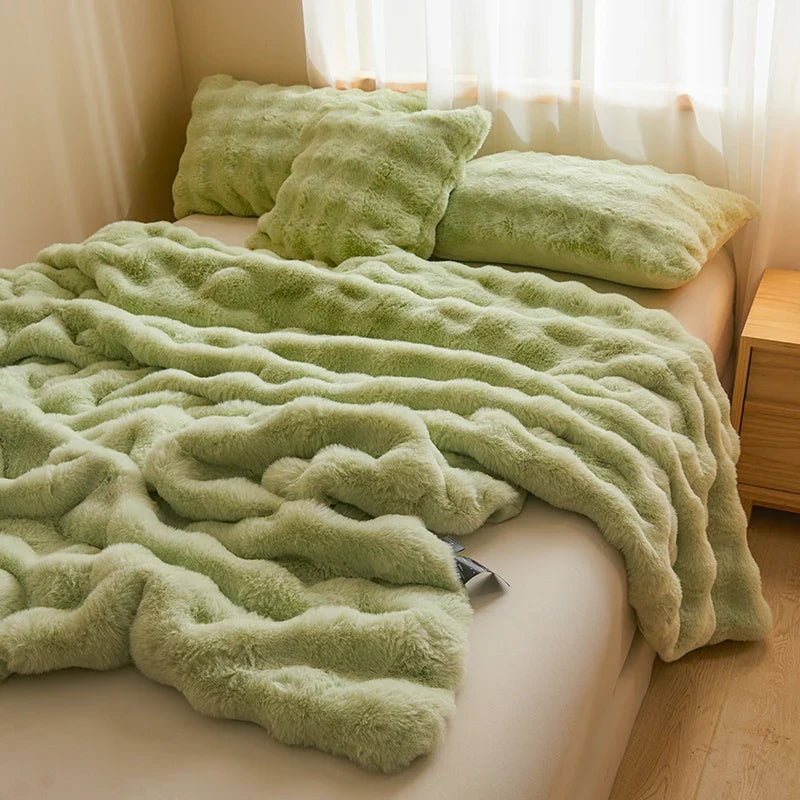 Ultra Soft Faux Fur Blanket