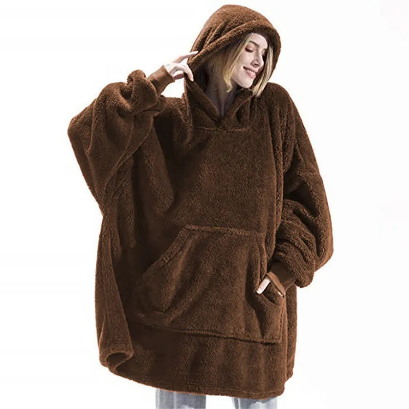 Hooded Blanket Sweatshirt – Relaxed-Fit Warmth for Cold Days
