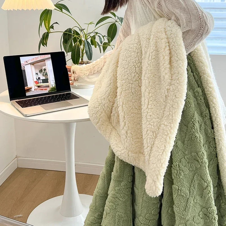 Reversible Sherpa Fleece Blanket