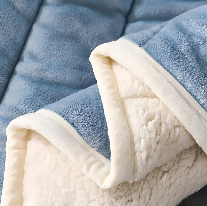 Luxury Fleece Blanket Super Soft Warm and Cozy High Quality Materials