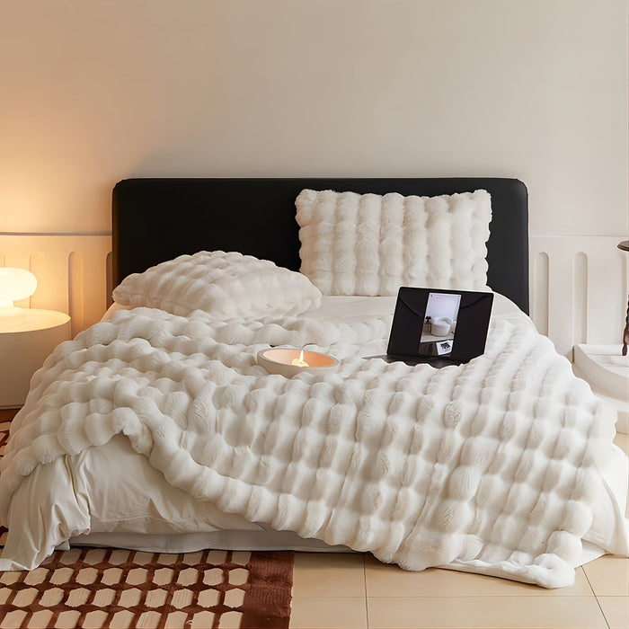 Plushridge™ Milk Fleece Throw Blanket with a Rabbit Fur-Like Feel