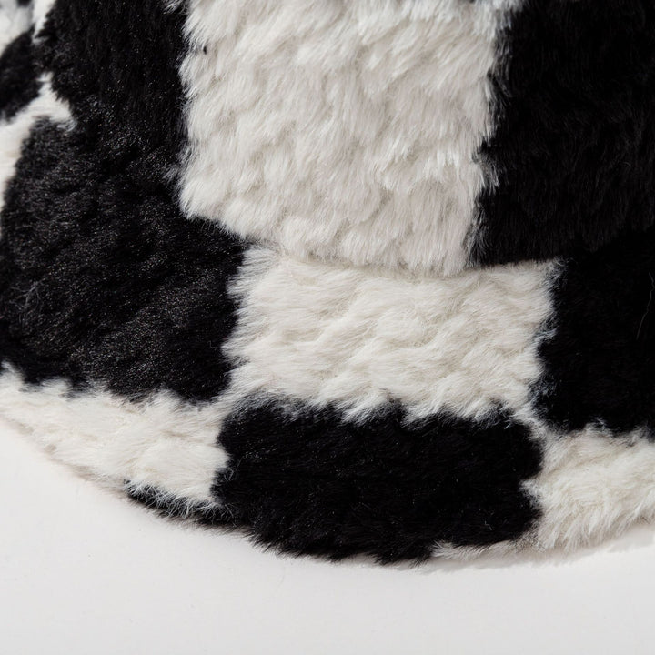Checkered teddy plush bucket hat