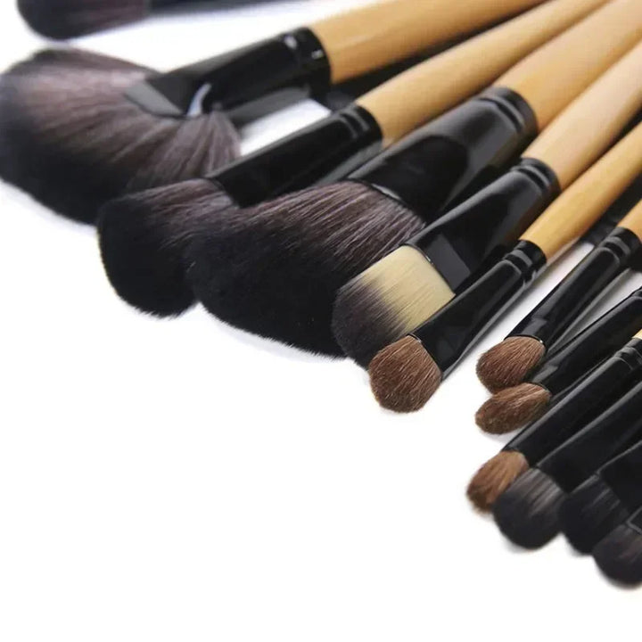 24-piece makeup brush set in pouch