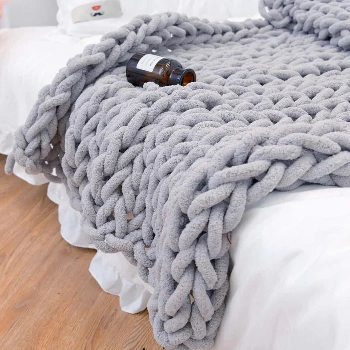 Chenille Chunky Knitted Blanket, Thick Cable Knit Throw for Couch Bed Sofa