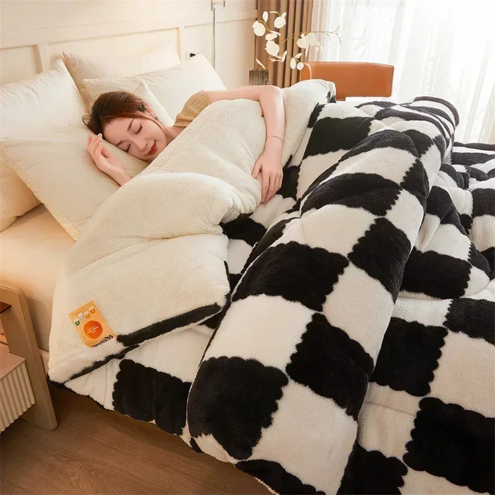 Plushridge™ Quilted Plaid Weighted Blanket for Warm Winter Nights