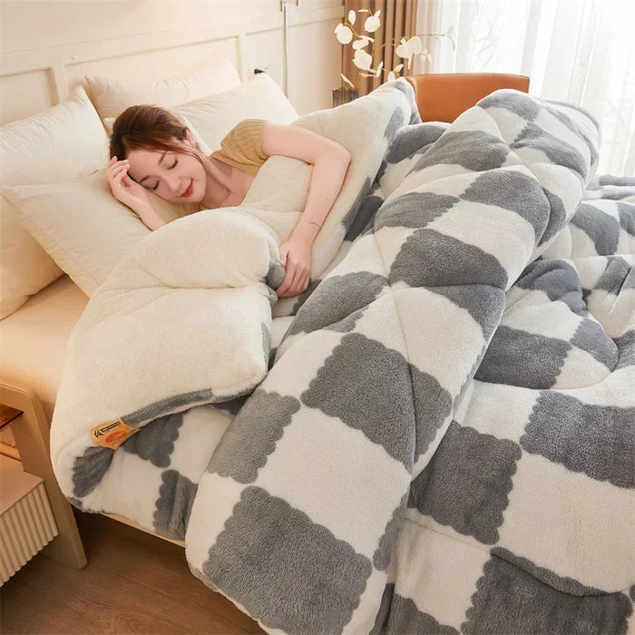 Plushridge™ Quilted Plaid Weighted Blanket for Warm Winter Nights