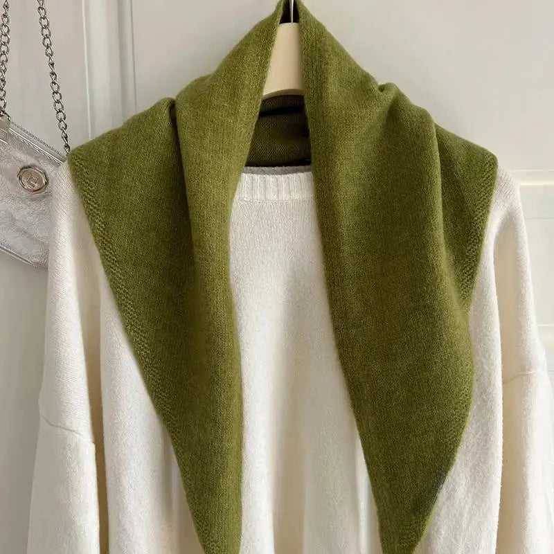 Korean-Style Triangle Knit Scarf – Soft Winter Wrap for Women