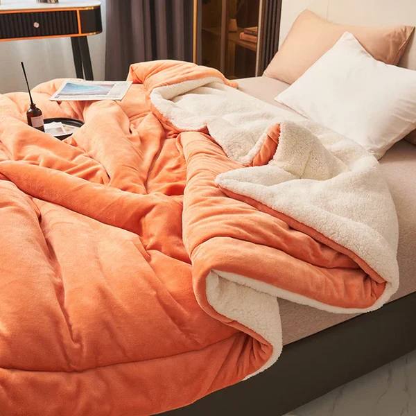 Plushridge™ Plush Fleece Throw Blanket – Velvety Soft in 10 Colors
