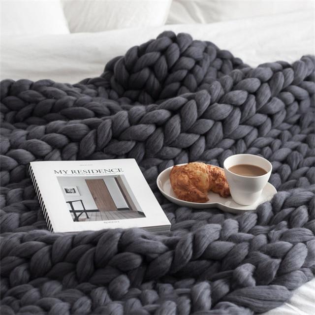 Handmade Chunky Knit Blanket Comfy &amp; Warm - 80 x100 cm