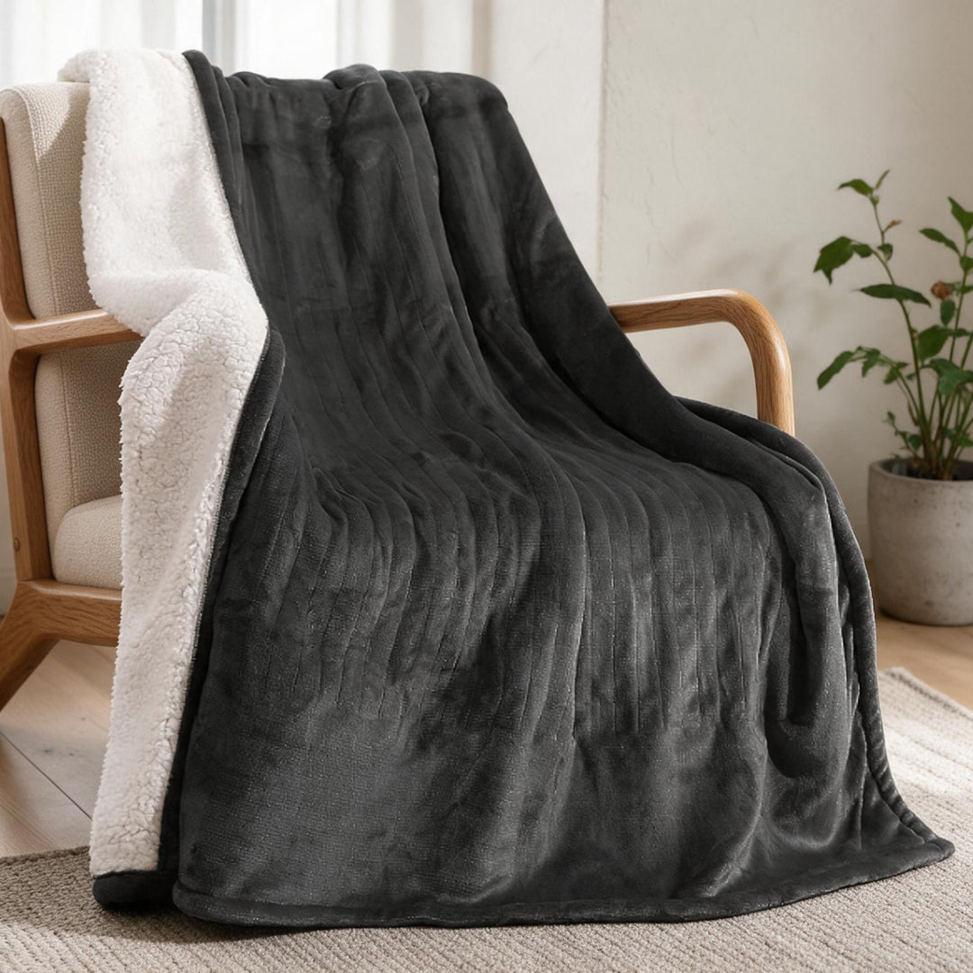 Plushridge™ Sherpa Heated Throw with 6 Heat Settings &amp; Timer