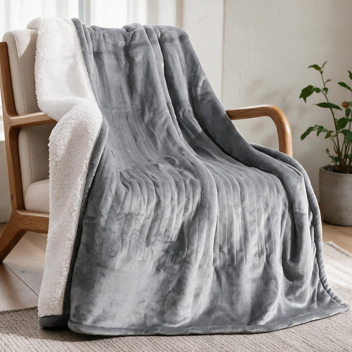 Plushridge™ Sherpa Heated Throw with 6 Heat Settings &amp; Timer